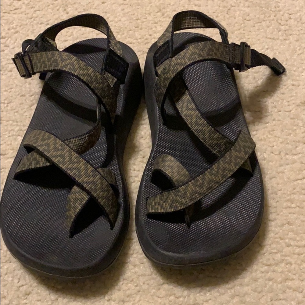 Chacos green womens size 8